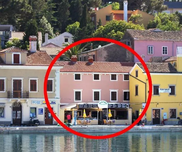 Apartments By The Sea Mali Losinj Apartman